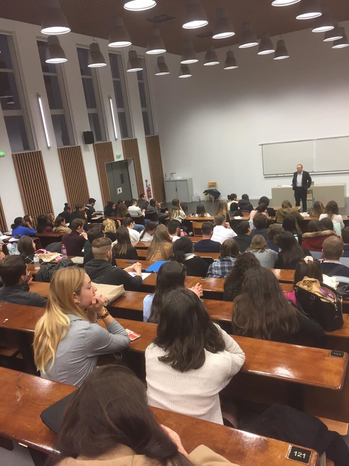 Image Conférence sur l’éloquence avec maître Bertrand Périer